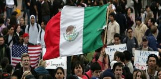 Política migratoria beneficiará a 4.9 millones de mexicanos
