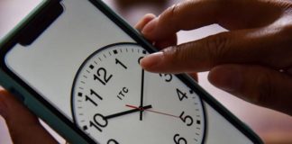 En Juárez no cambia el horario; pero en teléfonos se movió automático