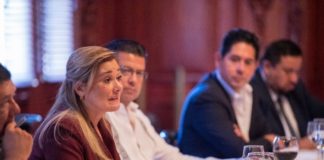 Acuerdan gobernadora y diputados federales de todos los partidos frente común