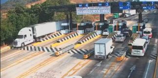 Dos tráilers con migrantes entraron por Chiapas; uno evadió revisión y avanza a EU
