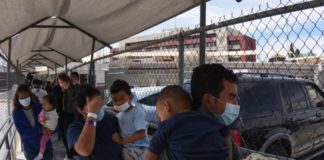 Corte Suprema de EU respalda a Biden para eliminar programa ‘Quédate en México’