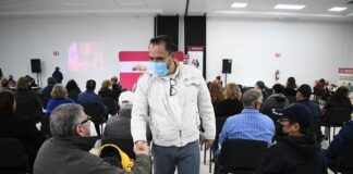 DESENTUERTOS: LOERA SE HACE OJO DE HORMIGA