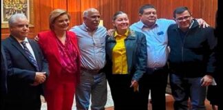 Liberan a preso político de AMLO y Maru Campos se reúne con él