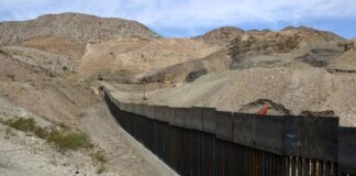 Nuevo México busca reforzar muro e inhibir capacidad de veto de Texas