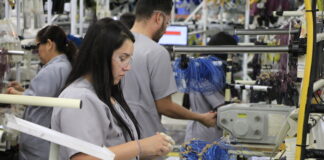 Presentan proyecto de dormitorios dentro de maquilas