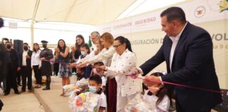 ‘Desarman’ a los niños y les dan juguetes tradicionales