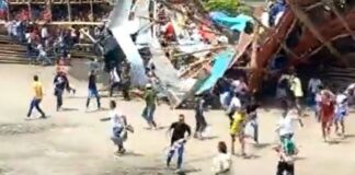 Así fue el derrumbe de plaza de toros donde hubo cuatro fallecidos
