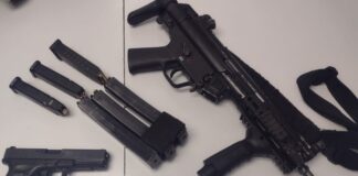 Detectan en puente a usuario con sub ametralladora, pistola y navaja