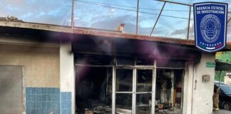 Queman funeraria y resulta muerto un adulto mayor; otros 2 lesionados