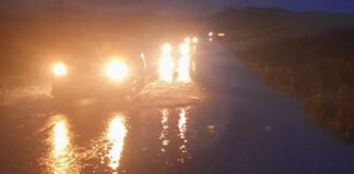 Cierran carretera Janos-Ascensión por desbordamiento de arroyo