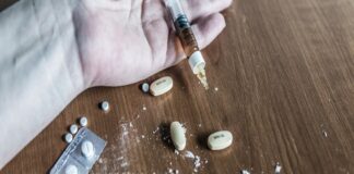 Narco añade fentanilo a coca y cristal para acelerar adicciones