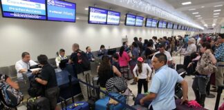 Llegan a México vía aérea primeros 4 venezolanos con visas de trabajo temporal