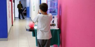 Resguardan a 77 migrantes en albergue que estaba deshabilitado