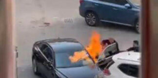 ¡Dramático video! Hombre se prende fuego tras chocar y atropellar personas