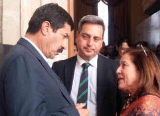 DESENTUERTOS: LES LLEGA LUMBRE A LOS CORRALISTAS