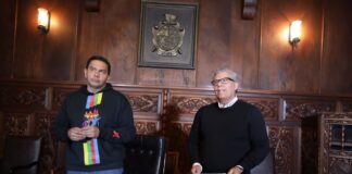 En Directo con Cruz: anuncia contratación de 25 empleados para bacheo