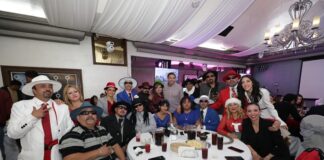 Reconocen a voluntarios que participaron en Desfile Conmemorativo de Juárez