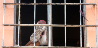 “Al reo común le cobraban 300 pesos por cada visita”