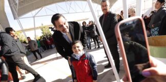 Entrega Presidente Municipal el primero de los 65 domos construidos en escuelas públicas