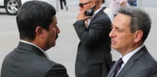 DESENTUERTOS: TRAICIONA CORRAL A PENICHE