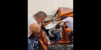 Video: Automovilista se salva de milagro, termina debajo de un tráiler