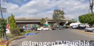 Matan a señor por robarle 50 mil pesos al salir del banco en Puebla