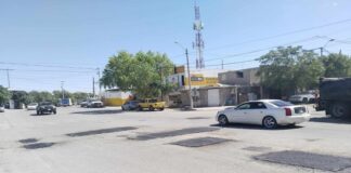 Atiende Obras Públicas diversas zonas con trabajos de bacheo