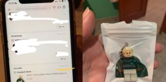 Joven recibe cinco años después paquete que pidió por AliExpress