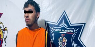 Detienen a sujeto y adolescente acusados de amenazar de muerte con pistola falsa