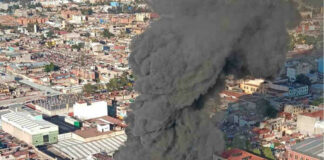 Vídeo: Incendio de bodega de tres pisos en centro de la CDMX