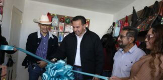 Inaugura Presidente Municipal plaza comercial en la División del Norte