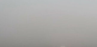 AICM suspende operaciones por banco de niebla