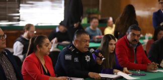 Comparecen Tapia y Muñoz ante regidores