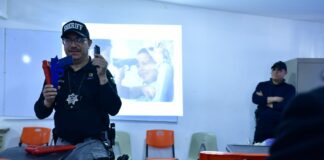 Imparte Policía estatal charla “Tirador Activo” a personal de preparatoria