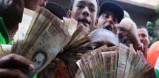 Exige Congreso que se transparente programa de becar a venezolanos con 110 dólares por mes