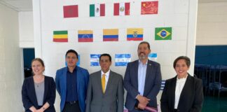 Recibe Alcalde a funcionarios norteamericanos y recorren albergue Municipal Enrique “Kiki” Romero