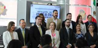 DESENTUERTOS: TRAE NANA TERRAZAS SARTÉN POR EL MANGO