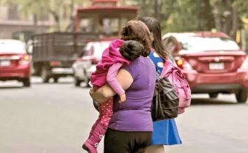 Tres de cada 10 mamás velan solas por su familia