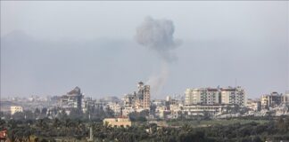 Israel ignora a la CIJ y ataca a Rafá; protestas en Tel Aviv