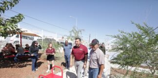 Entrega Alcalde Pérez Cuellar parque Lolita Gómez a vecinos de La Cuesta