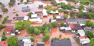 Se desborda Río Balsas en Michoacán