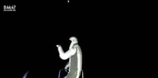 Inauguran caminatas privadas en el espacio