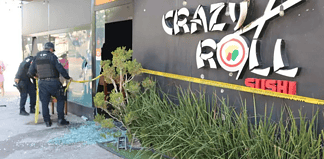 Rafaguean y le prenden fuego a restaurante de sushi en Culiacán