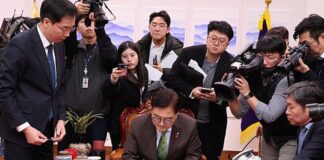 Logran destitución de presidente de Corea del Sur