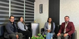 Recibe Óscar Avitia a líderes de organizaciones y de mujeres