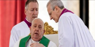El papa Francisco continuará hospitalizado por un “cuadro clínico complejo”