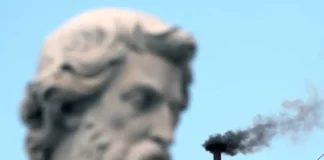 Humo negro tras tercera votación del cónclave… aún no hay Papa
