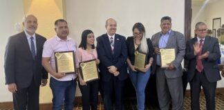 Reconoce Presidenta del Congreso a periodistas en entrega de Premio Columna de Plata