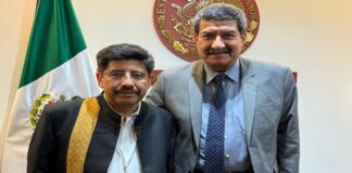 DESENTUERTOS: BUSCA CORRAL PROTECCIÓN DE QUIEN SEA: ABRAZA A MR MOSTACHO 2