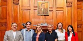 DESENTUERTOS: SE SIENTEN LOS UNGIDOS